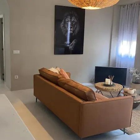 3 Bedroom Piso In El Pueblo De *